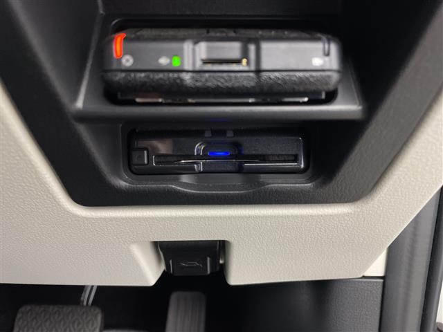 ＣＸ－６０ ＸＤ　エクスクルーシブモード　１２．３インチセンターディスプレイ　ＢＯＳＥサウンド　パノラマサンルーフ　ヘッドアップディスプレイ　白革シート　パワーシート　３６０°ビューモニター　スマートブレーキサポート　パワーバックドア　ＬＥＤ（20枚目）