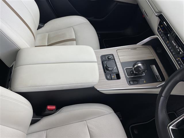 ＣＸ－６０ ＸＤ　エクスクルーシブモード　１２．３インチセンターディスプレイ　ＢＯＳＥサウンド　パノラマサンルーフ　ヘッドアップディスプレイ　白革シート　パワーシート　３６０°ビューモニター　スマートブレーキサポート　パワーバックドア　ＬＥＤ（22枚目）