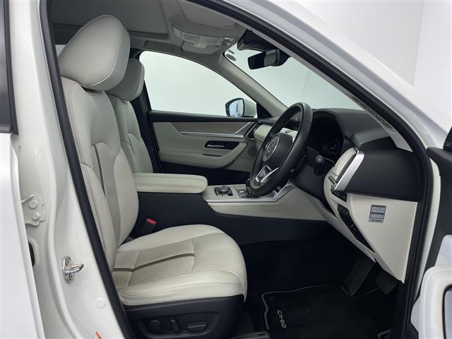 ＣＸ－６０ ＸＤ　エクスクルーシブモード　１２．３インチセンターディスプレイ　ＢＯＳＥサウンド　パノラマサンルーフ　ヘッドアップディスプレイ　白革シート　パワーシート　３６０°ビューモニター　スマートブレーキサポート　パワーバックドア　ＬＥＤ（23枚目）