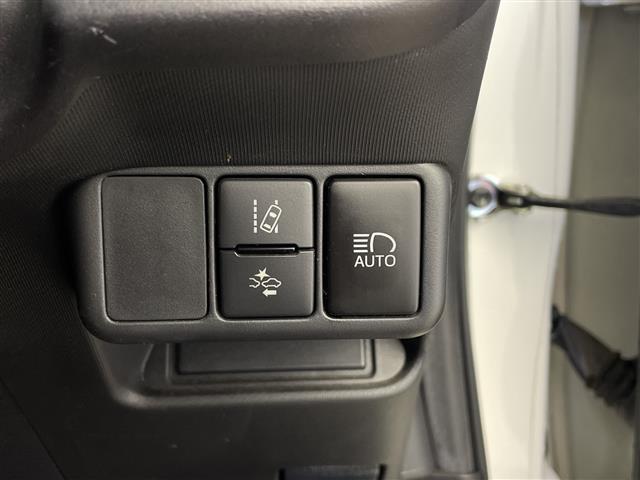 アクア Ｇ　バックカメラ　ＥＴＣ　Ｔｏｙｏｔａ　Ｓａｆｅｔｙ　Ｓｅｎｓｅ　プリクラッシュセーフティ　レーンディパーチャーアラート　オートハイビーム　前後ドライブレコーダー　プッシュスタート　クルーズコントロール（12枚目）