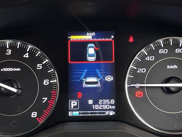 インプレッサスポーツ １．６ｉ－Ｓアイサイト　ワンオーナー　純正８型ナビ　バックカメラ　パワーシート　電動サイドブレーキ　オートブレーキホールド　アイドリングストップ機能　ドライブレコーダー　革巻きステアリング　ステアリングスイッチ　ＬＥＤライト（6枚目）