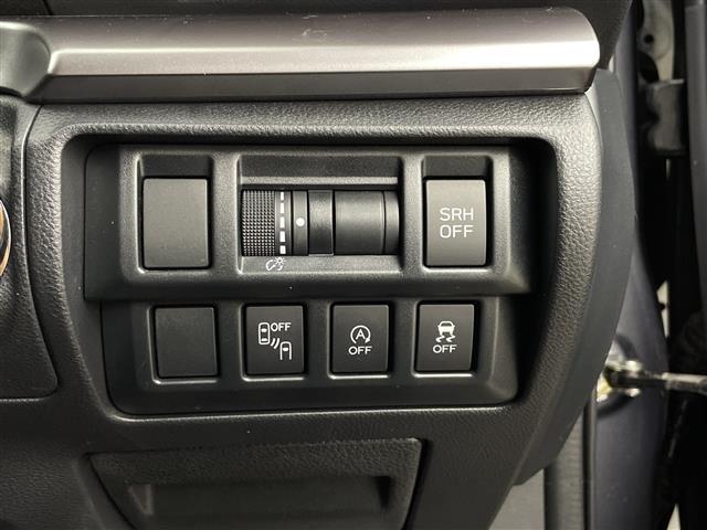 インプレッサスポーツ １．６ｉ－Ｓアイサイト　ワンオーナー　純正８型ナビ　バックカメラ　パワーシート　電動サイドブレーキ　オートブレーキホールド　アイドリングストップ機能　ドライブレコーダー　革巻きステアリング　ステアリングスイッチ　ＬＥＤライト（14枚目）