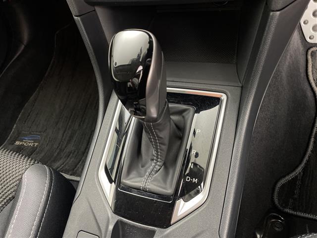 インプレッサスポーツ １．６ｉ－Ｓアイサイト　ワンオーナー　純正８型ナビ　バックカメラ　パワーシート　電動サイドブレーキ　オートブレーキホールド　アイドリングストップ機能　ドライブレコーダー　革巻きステアリング　ステアリングスイッチ　ＬＥＤライト（17枚目）