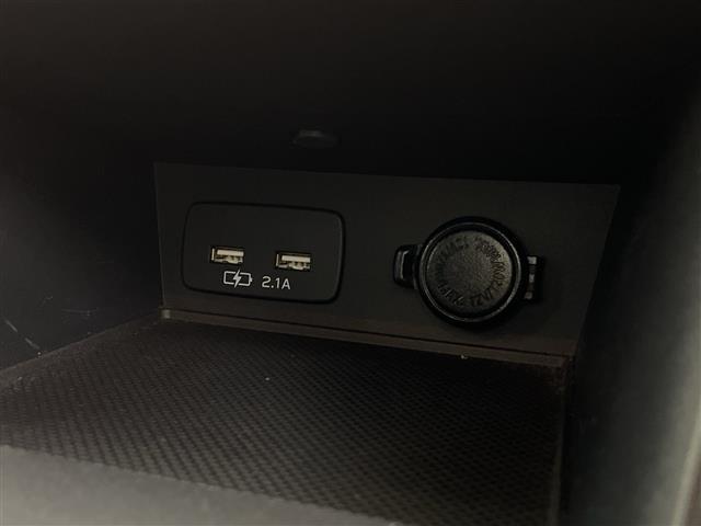 インプレッサスポーツ １．６ｉ－Ｓアイサイト　ワンオーナー　純正８型ナビ　バックカメラ　パワーシート　電動サイドブレーキ　オートブレーキホールド　アイドリングストップ機能　ドライブレコーダー　革巻きステアリング　ステアリングスイッチ　ＬＥＤライト（21枚目）