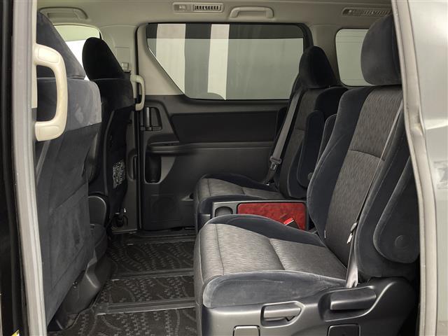 アルファード ２４０Ｓ　社外ＳＤナビ　ＡＭ　ＦＭ　ＣＤ　ＤＶＤ　Ｂｌｕｅｔｏｏｔｈ　フルセグテレビ　バックカメラ　両側パワースライドドア　ＥＴＣ　社外ＡＷ　社外マフラー　オートライト　スマートキー（27枚目）