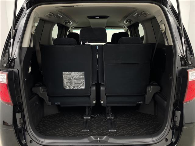 アルファード ２４０Ｓ　社外ＳＤナビ　ＡＭ　ＦＭ　ＣＤ　ＤＶＤ　Ｂｌｕｅｔｏｏｔｈ　フルセグテレビ　バックカメラ　両側パワースライドドア　ＥＴＣ　社外ＡＷ　社外マフラー　オートライト　スマートキー（28枚目）