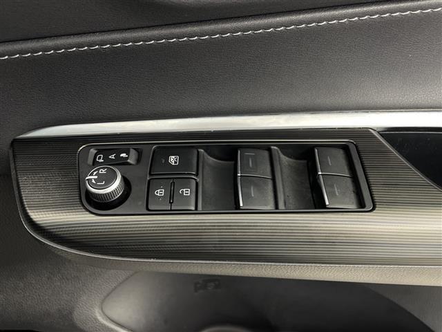 ハリアー Ｇ　ワンオーナー　純正ＤＡ　バックカメラ　ドライブレコーダー　ＥＴＣ　デジタルインナーミラー　トヨタタセーフティセンス　プリクラッシュセーフティ　レーントレーシングアシスト　オートマチックハイビーム（18枚目）