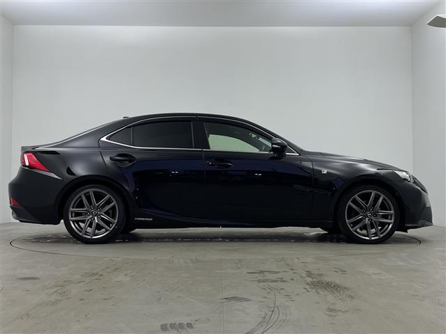 ＩＳ ＩＳ３００ｈ　Ｆスポーツ　純正ナビ　プリクラッシュセーフティ　レーンディパーチャーアラート　オートマチックハイビーム　レーダークルーズコントロール　バックカメラ　ＥＴＣ　前後ドライブレコーダー　レザーシート　シートヒーター（32枚目）