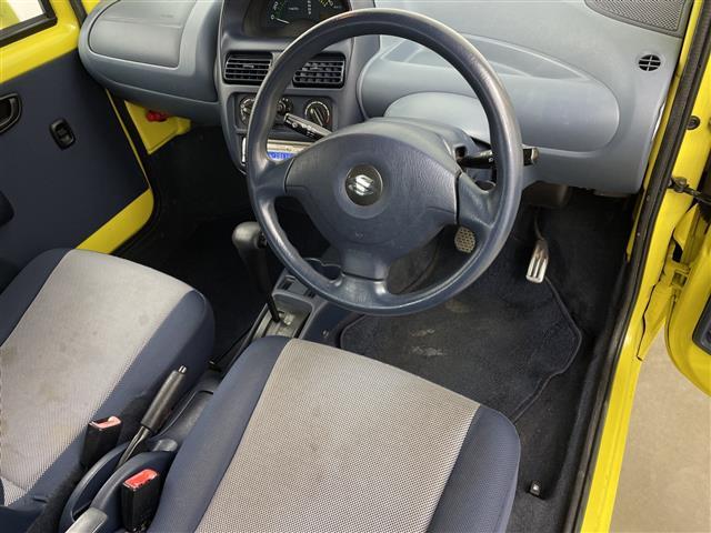 ツイン ガソリンＢ　社外オーディオ　リモコンキー　パワーウインドウ　ドアバイザー　フロアマット　純正ホイールキャップ　スペアキー（14枚目）