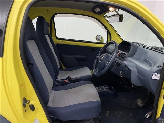 ツイン ガソリンＢ　社外オーディオ　リモコンキー　パワーウインドウ　ドアバイザー　フロアマット　純正ホイールキャップ　スペアキー（16枚目）