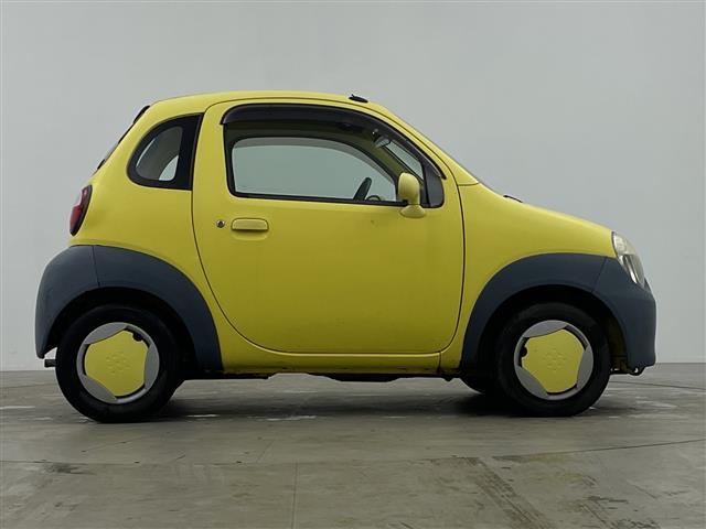 ツイン ガソリンＢ　社外オーディオ　リモコンキー　パワーウインドウ　ドアバイザー　フロアマット　純正ホイールキャップ　スペアキー（25枚目）