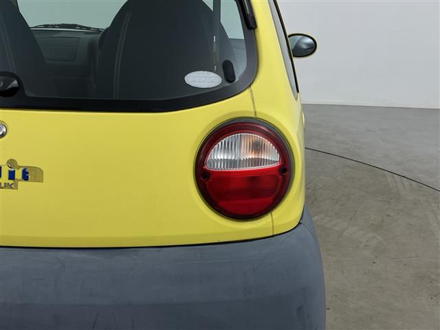 ツイン ガソリンＢ　社外オーディオ　リモコンキー　パワーウインドウ　ドアバイザー　フロアマット　純正ホイールキャップ　スペアキー（30枚目）