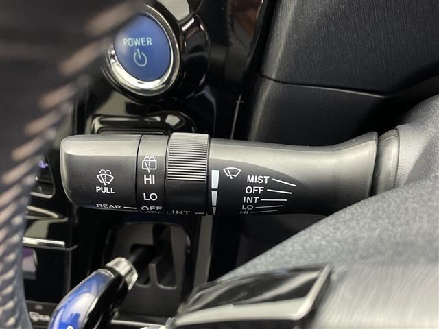 プリウスアルファ 　純正ＳＤナビゲーションシステムＢｌｕｅｔｏｏｔｈフルセグテレビＣＤ／ＤＶＤ／ＦＭ／ＡＭ／ＳＤプッシュスタートスマートキースペアキークルーズコントロールＥＴＣ２．０オートハイビームドアバイザー（6枚目）