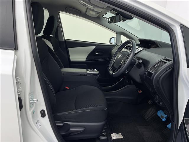 プリウスアルファ 　純正ＳＤナビゲーションシステムＢｌｕｅｔｏｏｔｈフルセグテレビＣＤ／ＤＶＤ／ＦＭ／ＡＭ／ＳＤプッシュスタートスマートキースペアキークルーズコントロールＥＴＣ２．０オートハイビームドアバイザー（21枚目）