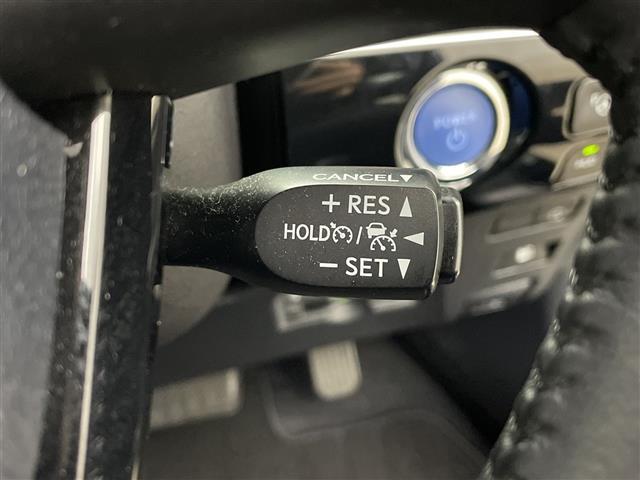プリウスＰＨＶ Ａ　純正ディスプレイオーディオ　Ｂｌｕｅｔｏｏｔｈ　フルセグＴＶ　トヨタセーフティセンス　レーダークルーズコントロール　レーンキープアシスト　ブラインドスポットモニター　Ａｐｐｌｅｃａｒｐｌａｙ（12枚目）