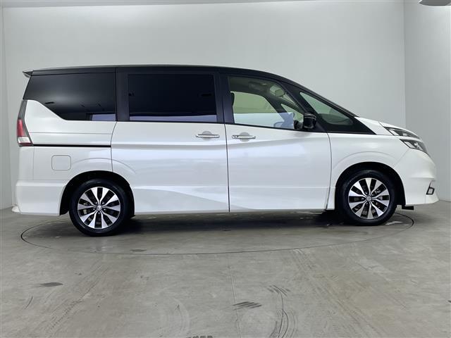 セレナ ハイウェイスターＶセレクションＩＩ　純正９型ナビ　純正フリップダウンモニター　両側パワースライドドア　アラウンドビューモニター　プロパイロット　エマージェンシーブレーキ　レーンディパーチャーアシスト　ドライブレコーダー　ビルトインＥＴＣ（32枚目）