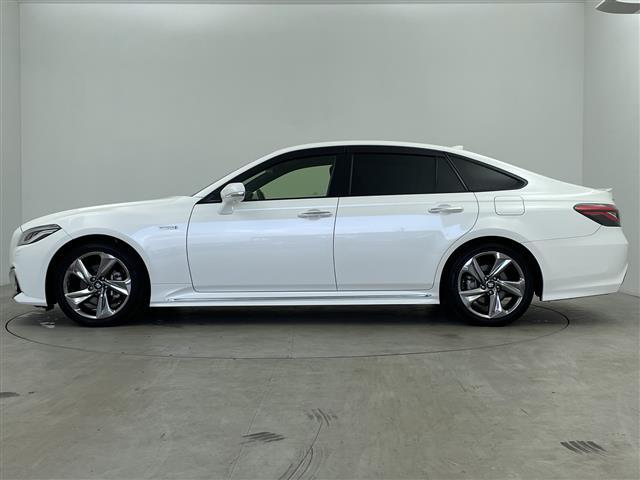 クラウンハイブリッド ＲＳアドバンス　純正ナビ　バックカメラ　ドライブレコーダー　ＥＴＣ２．０　トヨタセーフティセンス　レーダークルーズコントロール　プリクラッシュセーフティ　レーンディパーチャーアラート　ブラインドスポットモニター（33枚目）