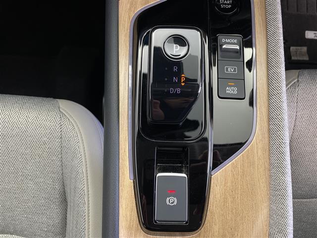 オーラ G 純正9型ナビ アラウンドビューモニター プロパイロット BOSEサウンド インテリジェントルームミラー ブラインドスポットモニター 電子パーキング オートホールド オートハイビーム 車線逸脱警報機能(9枚目)