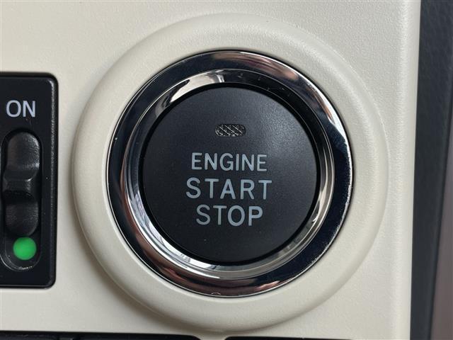 ムーヴキャンバス Ｘブラックインテリアリミテッド　ＳＡＩＩＩ　純正８型ナビ　ＨＤＭＩ　パノラミックビューモニター　両側パワースライドドア　レーンキープアシスト　オートマチックハイビーム　ＥＴＣ　ＬＥＤヘッドライト　オートライト　アイドリングストップ　スマートキー（15枚目）