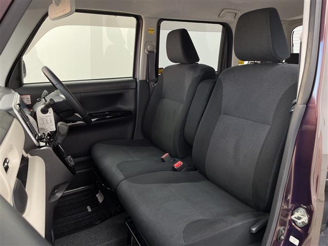 ムーヴキャンバス Ｘブラックインテリアリミテッド　ＳＡＩＩＩ　純正８型ナビ　ＨＤＭＩ　パノラミックビューモニター　両側パワースライドドア　レーンキープアシスト　オートマチックハイビーム　ＥＴＣ　ＬＥＤヘッドライト　オートライト　アイドリングストップ　スマートキー（22枚目）