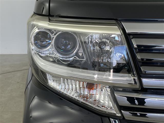 タント カスタムＲＳ　トップエディションＳＡＩＩＩ　純正ナビ　バックカメラ　両側パワースライドドア　ＥＴＣ　シートヒーター　スマートアシストＩＩＩ　衝突被害軽減ブレーキ　誤発信抑制機能　車線逸脱警報　オートハイビーム　ハーフレザーシート　フロアマット（32枚目）