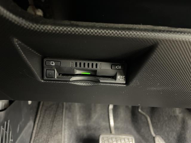 ライズ Ｚ　純正ＳＤナビ　パノラミックビューモニター　前席シートヒーター　前後ドライブレコーダー　レーダークルーズコントロール　プリクラッシュセーフティ　オートハイビーム　ＬＥＤヘッドライト　フロアマット　ＡＷ（16枚目）