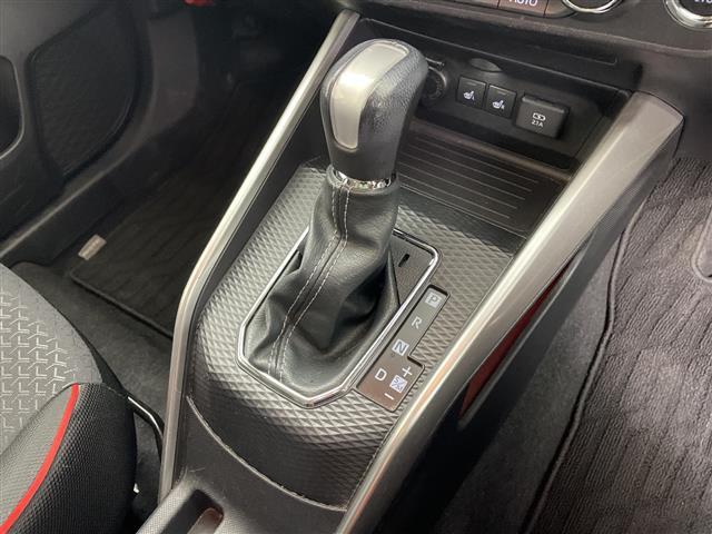 ライズ Ｚ　純正ＳＤナビ　パノラミックビューモニター　前席シートヒーター　前後ドライブレコーダー　レーダークルーズコントロール　プリクラッシュセーフティ　オートハイビーム　ＬＥＤヘッドライト　フロアマット　ＡＷ（18枚目）