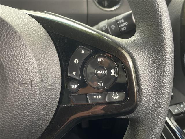 Ｎ－ＢＯＸカスタム Ｇ・Ｌホンダセンシング　純正ＳＤナビ　バックカメラ　ホンダセンシング　衝突軽減ブレーキ　誤発進抑制機能　後方誤発進抑制機能　歩行者事故低減ステアリング　路外逸脱抑制機能　アダプティブ・クルーズ・コントロール　ＬＫＡＳ　ＬＥＤ（7枚目）