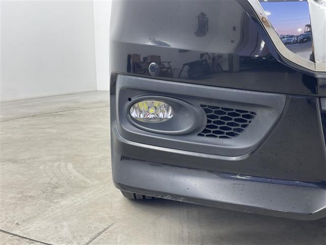 ステップワゴンスパーダ Ｚ　定員８人乗り純正ＳＤナビバックカメラＥＴＣ両側パワースライドドアオートライトパドルシフトステアリングリモコンフルセグテレビフリップダウンモニターＤＶＤ／ＣＤ／ＵＳＢ／ＳＤ／ＦＭコーナーセンサー（36枚目）