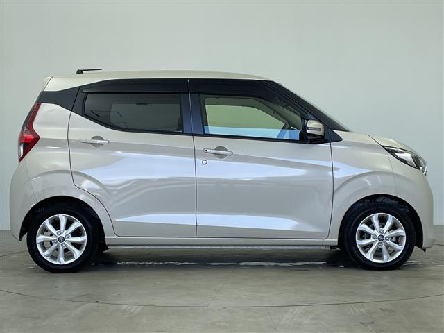 デイズ Ｘ　純正オーディオ　アラウンドビューモニター　純正ドライブレコーダー　オートハイビーム　オートライト　電格ミラー　純正フロアマット　純正ＡＷ１４インチ　スマートキー　ヘッドライトレベライザー　ドアバイザー（33枚目）