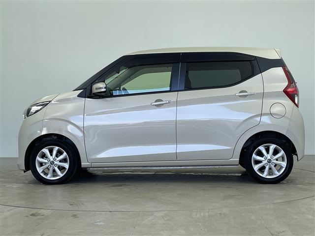 デイズ Ｘ　純正オーディオ　アラウンドビューモニター　純正ドライブレコーダー　オートハイビーム　オートライト　電格ミラー　純正フロアマット　純正ＡＷ１４インチ　スマートキー　ヘッドライトレベライザー　ドアバイザー（34枚目）