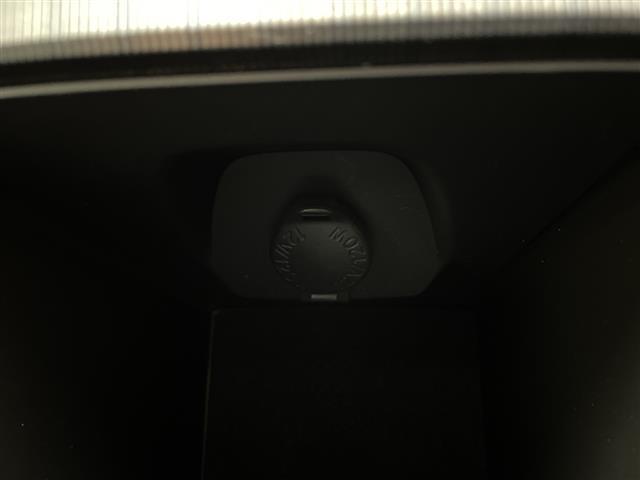 ハリアーハイブリッド Z レザーパッケージ 純正12.3インチディスプレイオーディオナビゲーション/フルセグテレビ/BluetoothビルトインETC2.0デジタルインナーミラーJBLプレミアムサウンドシステムパワーバックドア全方位モニター(12枚目)