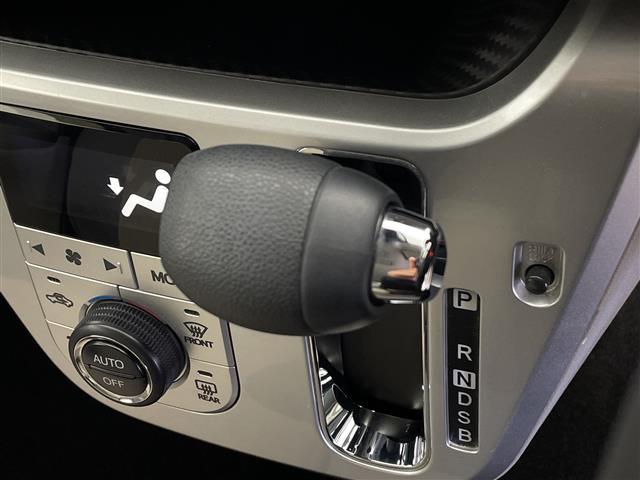 キャスト スタイルＧ　リミテッド　ＳＡＩＩＩ　社外ＳＤナビ　全方位カメラ　衝突被害軽減システム　オートマチックハイビーム　コムテックドライブレコーダー　レーンキープアシスト　横滑り防止装置　アイドリングストップ　ヘッドライトレベライザー　ＬＥＤ（16枚目）