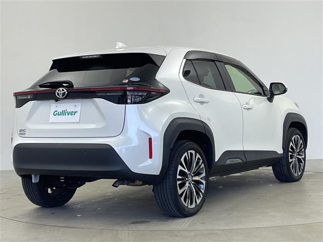 ヤリスクロス Ｚ　純正ディスプレイオーディオ　パノラミックビューモニター　前方ドライブレコーダー　リアトラフィックアラート　電動リアゲート　ブラインドスポットモニター　レーダークルーズコントロール　ＥＴＣ　ＲＳＡ（31枚目）