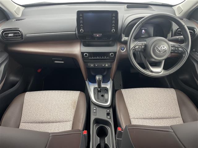 ヤリスクロス Ｚ　純正ディスプレイオーディオ　パノラミックビューモニター　前方ドライブレコーダー　リアトラフィックアラート　電動リアゲート　ブラインドスポットモニター　レーダークルーズコントロール　ＥＴＣ　ＲＳＡ（42枚目）