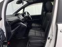 ハイブリッドＺＳ　煌　純正９型ナビ　フリップダウンモニター　クルーズコントロール　バックカメラ　両側パワースライドドア　オートマチックハイビーム　オートライト　プリクラッシュセーフティ　ドライブレコーダー　レーンキープ（25枚目）