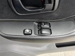ガリバーグループでは主要メーカー、主要車種をお取り扱いしております。全国約４６０店舗の在庫の中からお客様にピッタリの一台をご提案します。 4