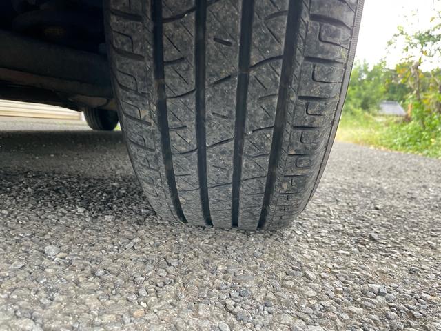 シボレーエクスプレス 　スタークラフト　左ハン　ＴＶナビ　後席ＴＶ　バックカメラ　レザーシート　サブバッテリー　フルフラット（13枚目）