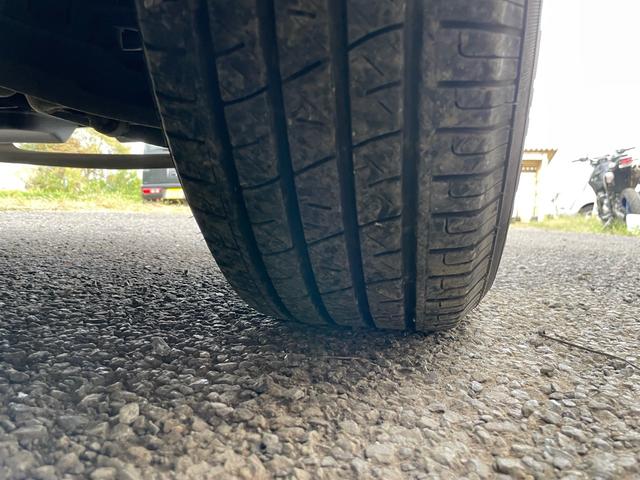 シボレーエクスプレス 　スタークラフト　左ハン　ＴＶナビ　後席ＴＶ　バックカメラ　レザーシート　サブバッテリー　フルフラット（14枚目）