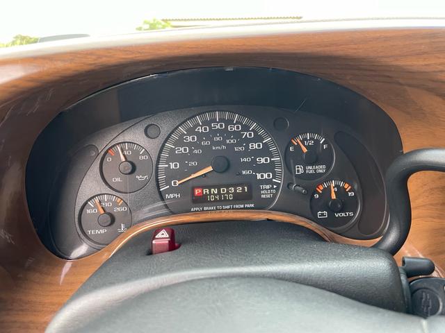 シボレーエクスプレス 　スタークラフト　左ハン　ＴＶナビ　後席ＴＶ　バックカメラ　レザーシート　サブバッテリー　フルフラット（26枚目）