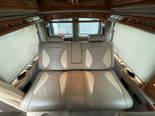 シボレーエクスプレス 　スタークラフト　左ハン　ＴＶナビ　後席ＴＶ　バックカメラ　レザーシート　サブバッテリー　フルフラット（41枚目）