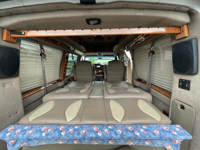 シボレーエクスプレス 　スタークラフト　左ハン　ＴＶナビ　後席ＴＶ　バックカメラ　レザーシート　サブバッテリー　フルフラット（47枚目）