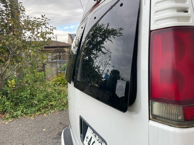 シボレーエクスプレス 　スタークラフト　左ハン　ＴＶナビ　後席ＴＶ　バックカメラ　レザーシート　サブバッテリー　フルフラット（49枚目）