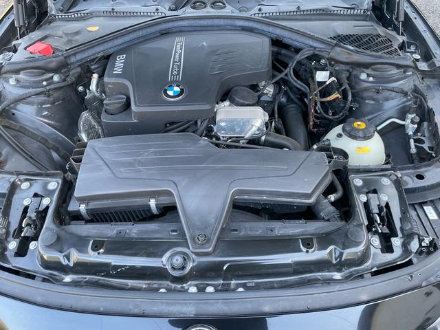 ３シリーズ ３２０ｉ　Ｍスポーツ　Ｍスポーツ　キャメルレザーシート　電動シート　１９インチアルミ　ＢＴナビ　バックカメラ　レーダー探知機（12枚目）