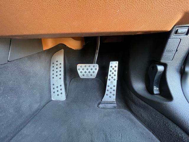 ３シリーズ ３２０ｉ　Ｍスポーツ　Ｍスポーツ　キャメルレザーシート　電動シート　１９インチアルミ　ＢＴナビ　バックカメラ　レーダー探知機（34枚目）