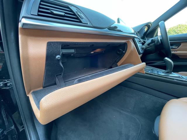 ３シリーズ ３２０ｉ　Ｍスポーツ　Ｍスポーツ　キャメルレザーシート　電動シート　１９インチアルミ　ＢＴナビ　バックカメラ　レーダー探知機（39枚目）