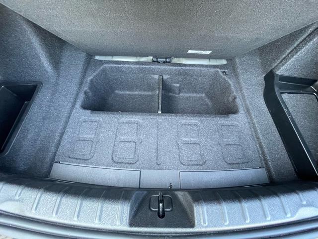 ３シリーズ ３２０ｉ　Ｍスポーツ　Ｍスポーツ　キャメルレザーシート　電動シート　１９インチアルミ　ＢＴナビ　バックカメラ　レーダー探知機（49枚目）