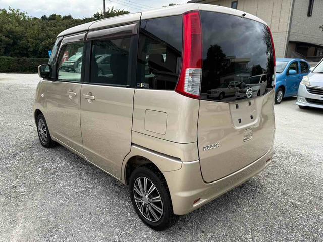 ルークス Ｅ　両側スライドドア　スマートキー　電動格納ミラー　ベンチシート　ＣＶＴ　盗難防止システム　ＡＢＳ　ＣＤ　アルミホイール　衝突安全ボディ　エアコン　パワーステアリング　パワーウィンドウ　運転席エアバッグ（16枚目）