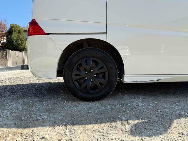 ステップワゴン Ｇ　Ｌ　ＨＤＤナビパッケージ　ＥＴＣ　バックカメラ　ナビ　両側スライド・片側電動　ＨＩＤ　キーレスエントリー　３列シート　ウォークスルー　ＡＴ　盗難防止システム　衝突安全ボディ　ＡＢＳ　エアコン　パワーステアリング（23枚目）