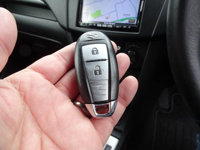 ＸＬ　バックカメラ　ナビ　アルミホイール　スマートキー　ＣＶＴ　盗難防止システム　衝突安全ボディ　ＡＢＳ　Ｂｌｕｅｔｏｏｔｈ　エアコン　パワーステアリング　雹害車(5枚目)